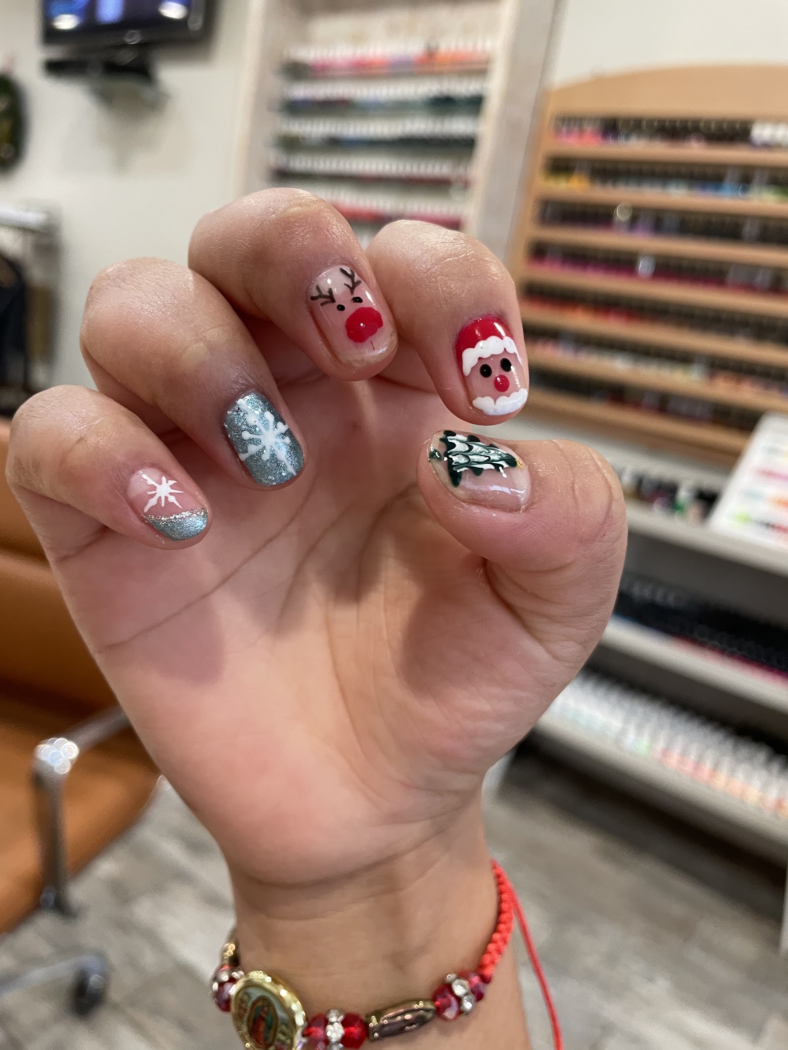 Blooming Nails nail photo 1