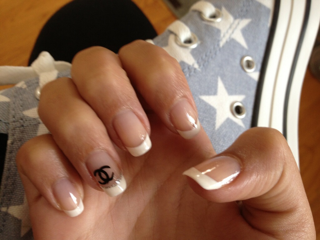 Blooming Nails nail photo 8